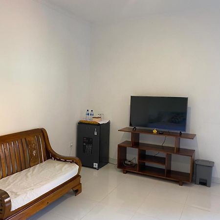 Manis Guest House Seminyak Exteriör bild